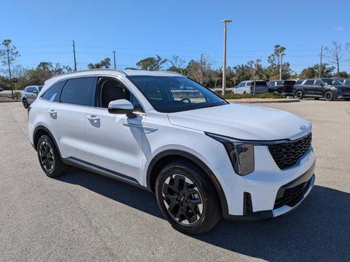 2025 Kia Sorento S