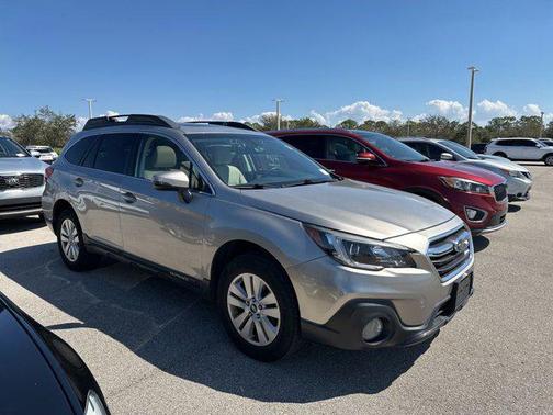 2019 Subaru Outback 2.5i Premium