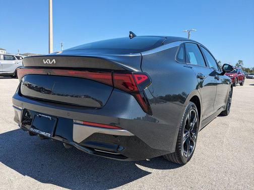 2025 Kia K5 LXS