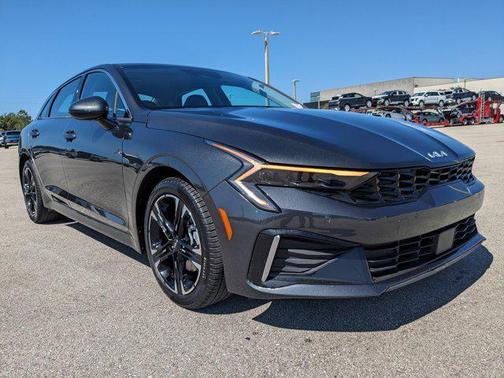 2025 Kia K5 LXS