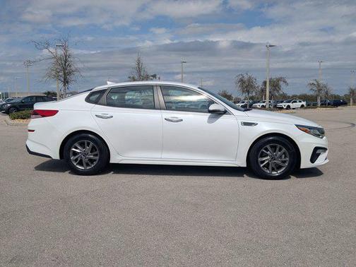 2019 Kia Optima LX
