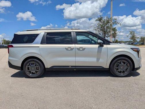 2026 Kia Carnival Hybrid EX