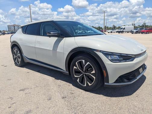 Glacier 2024 Kia EV6 Wind