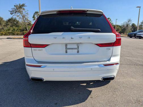 2021 Volvo XC60 T5 Inscription