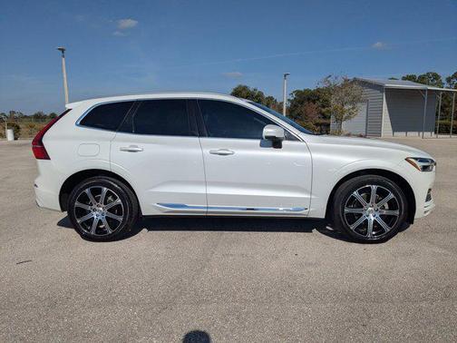 2021 Volvo XC60 T5 Inscription