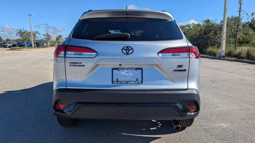 2024 Toyota Corolla Hybrid SE