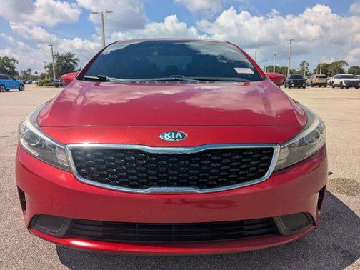 Currant Red 2018 Kia Forte S
