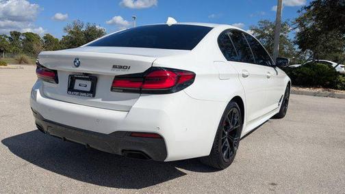 2022 BMW 530 i