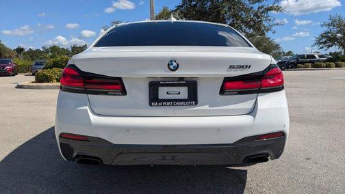 2022 BMW 530 i