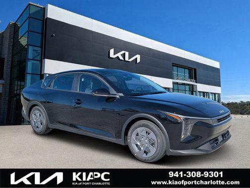 Aurora Black Pearl 2026 Kia K4 LX