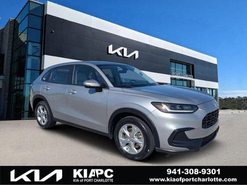 Urban Gray Pearl 2024 Honda HR-V LX