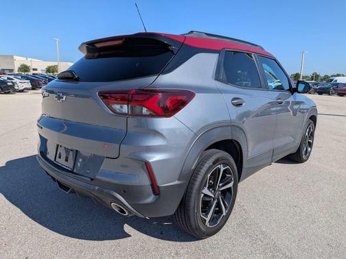Satin Steel Metallic 2021 Chevrolet Trailblazer RS