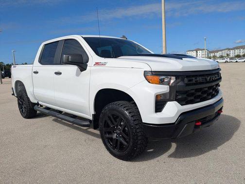 2024 Chevrolet Silverado 1500 Custom Trail Boss