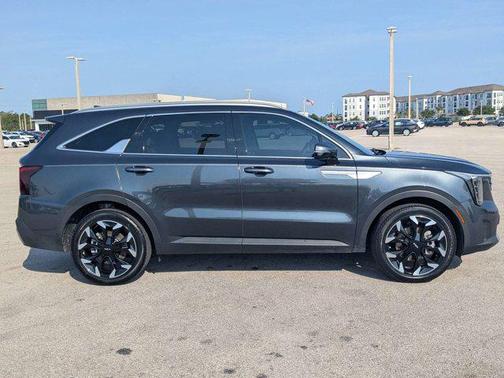 Gravity Grey 2024 Kia Sorento EX