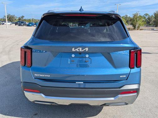 2026 Kia Sorento Hybrid EX