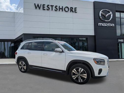 Polar White 2025 Mercedes-Benz GLB 250 4MATIC
