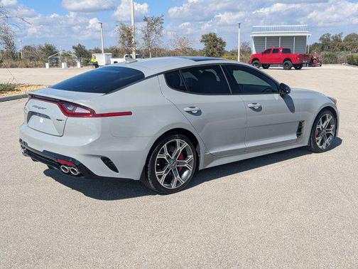 2020 Kia Stinger GT1
