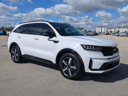 2022 Kia Sorento S