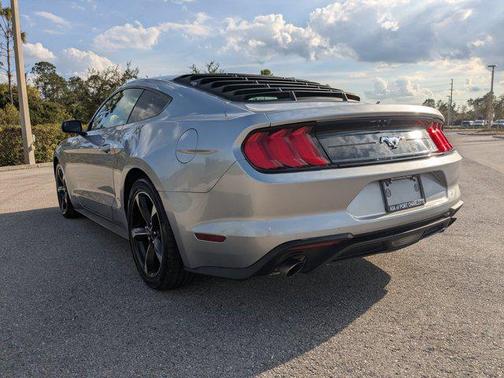 2020 Ford Mustang EcoBoost