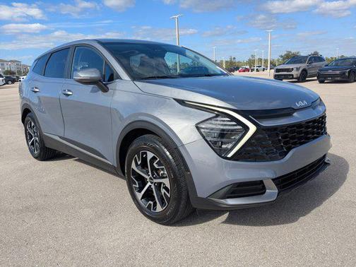 2024 Kia Sportage EX