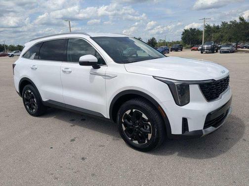 Glacial White Pearl 2026 Kia Sorento S