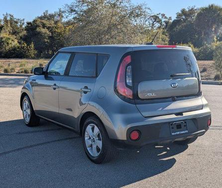 2017 Kia Soul Base