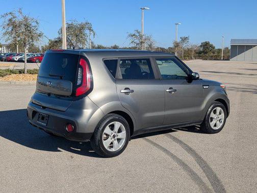 2017 Kia Soul Base