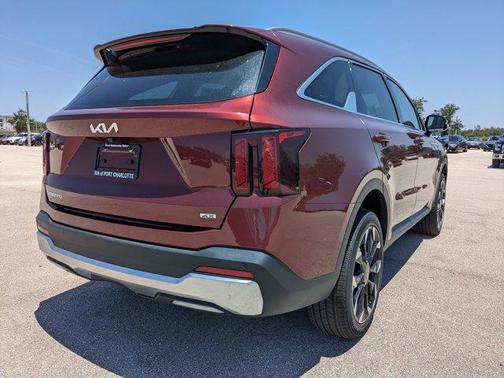 2025 Kia Sorento EX