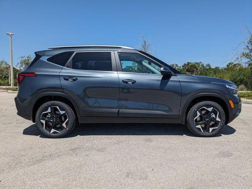2025 Kia Seltos EX