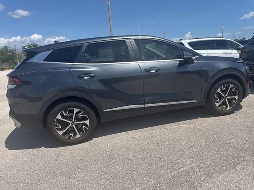 Gravity Gray 2023 Kia Sportage EX