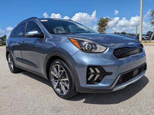 2022 Kia Niro Touring SE