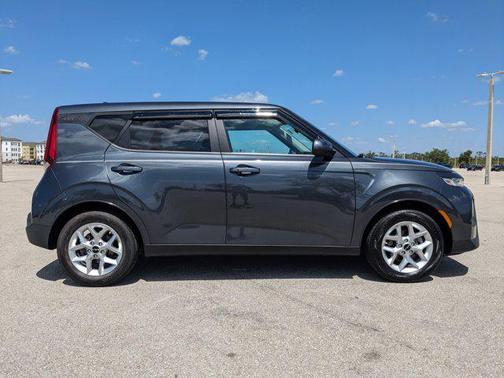 2022 Kia Soul S