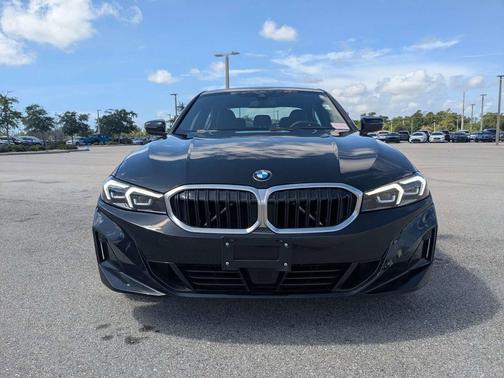 Black Sapphire Metallic 2025 BMW 330 330i