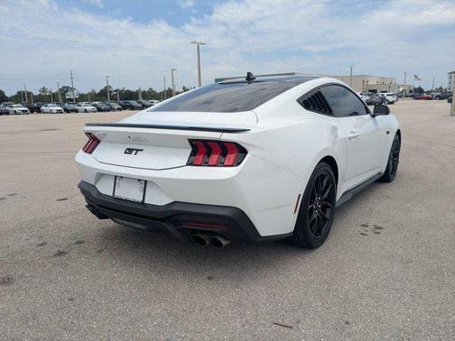 Oxford White 2025 Ford Mustang GT Premium