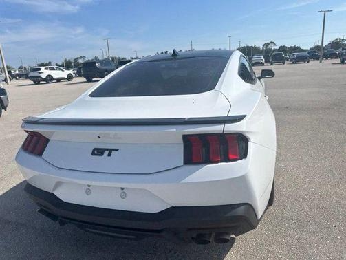 Oxford White 2025 Ford Mustang GT Premium