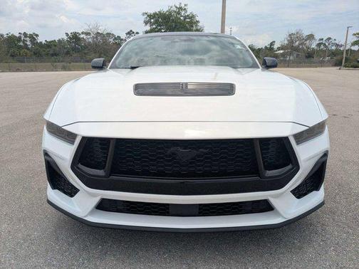 Oxford White 2025 Ford Mustang GT Premium