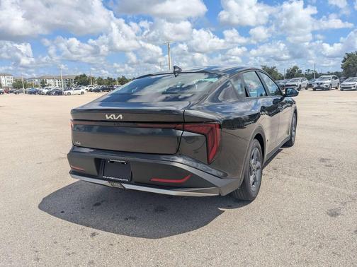 Interstellar Gray 2026 Kia K4 LXS