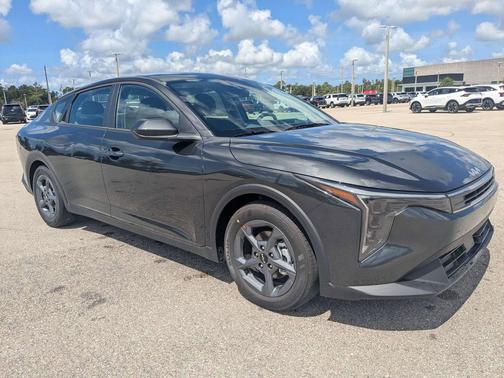 Interstellar Gray 2026 Kia K4 LXS