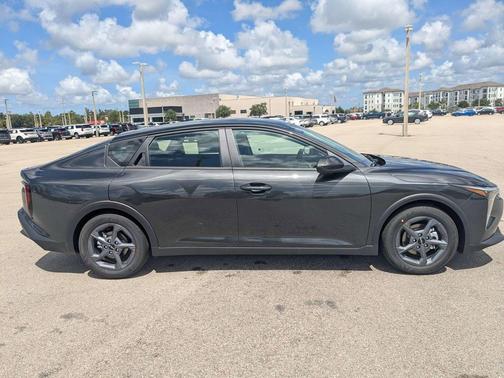 Interstellar Gray 2026 Kia K4 LXS