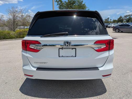 Platinum White Pearl 2020 Honda Odyssey EX-L