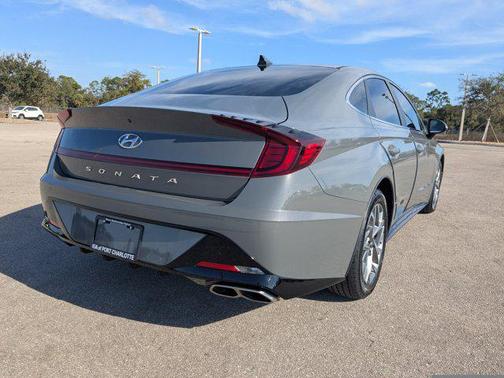 2023 Hyundai SONATA SEL