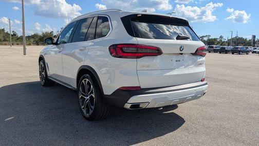 2023 BMW X5 sDrive40i