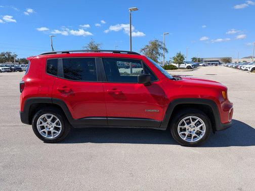 2022 Jeep Renegade Latitude