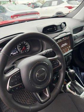 2022 Jeep Renegade Latitude