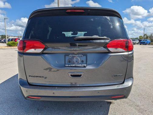 2020 Chrysler Pacifica Limited