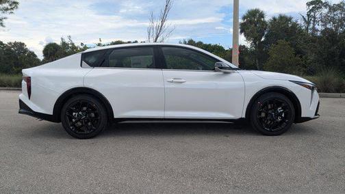 2025 Kia K4 GT-Line Turbo