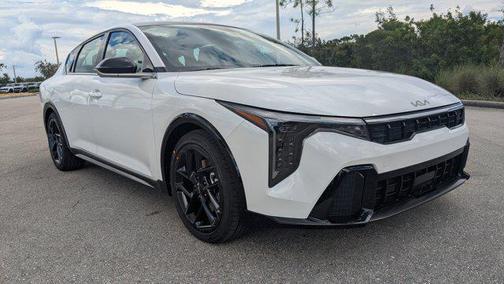 2025 Kia K4 GT-Line Turbo