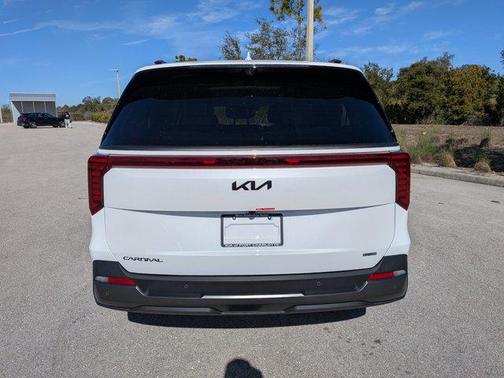 Snow White Pearl 2026 Kia Carnival Hybrid SX Prestige