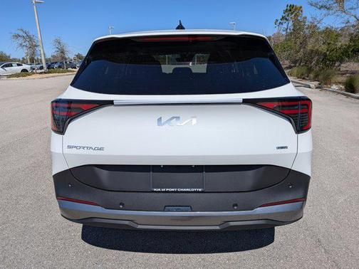 Snow White Pearl 2026 Kia Sportage Hybrid LX