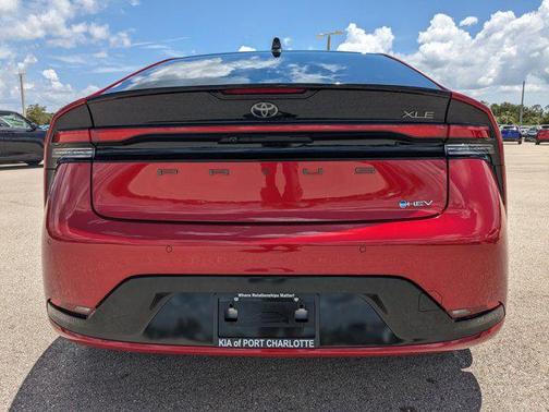 2024 Toyota Prius LE